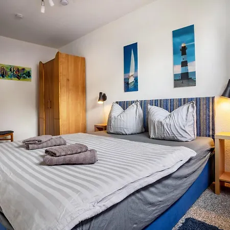 Haus Frohsinn - 2 アパート
